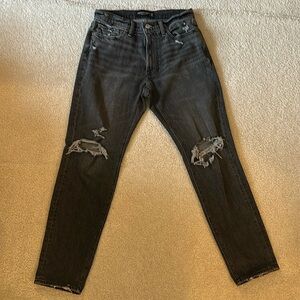 Men’s Abercrombie 90s Slim Distressed Black/Grey Wash Denim. Size 30 x 30.